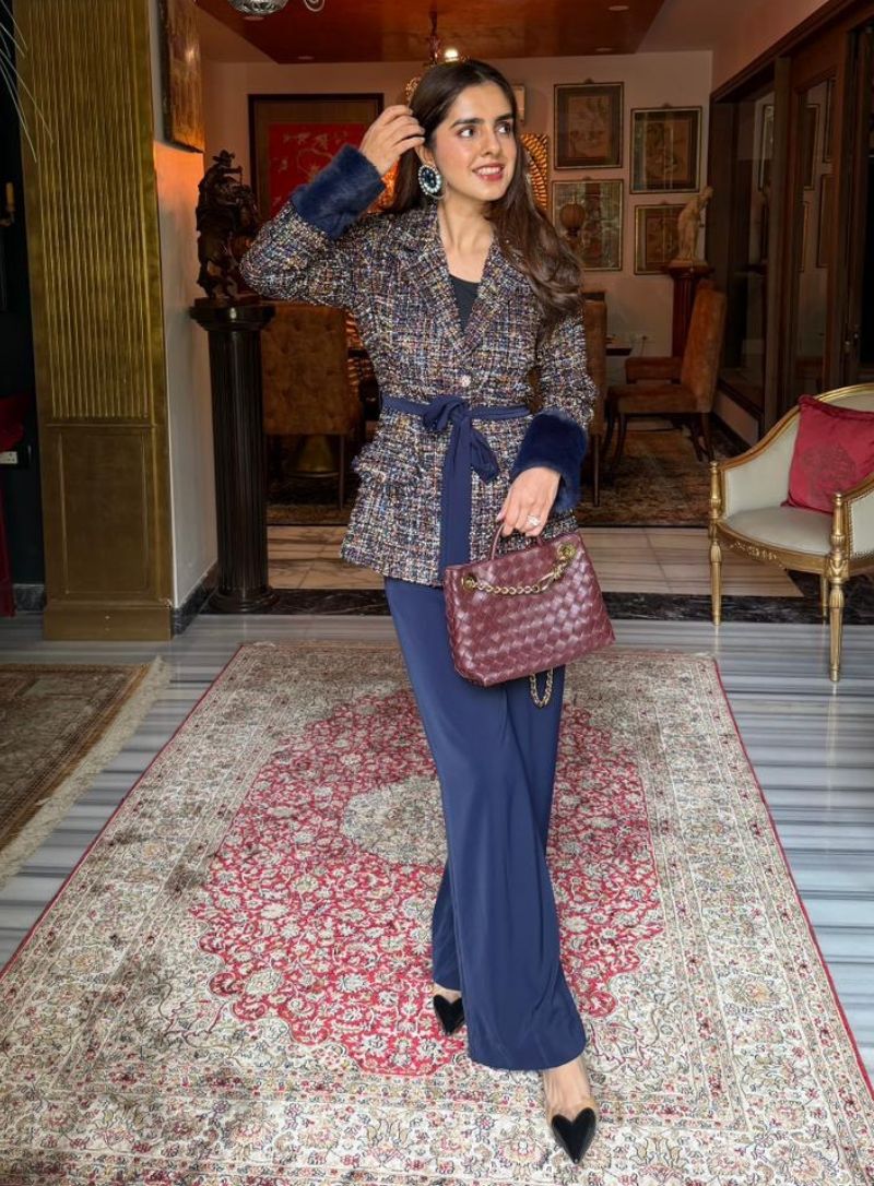 Sharnamli in our Kyleigh Set (Sapphire)