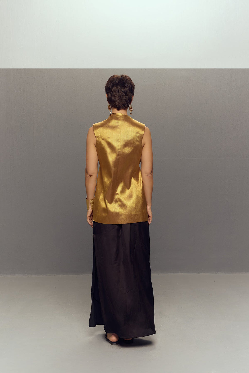 GOLD BUCKLE JACKET