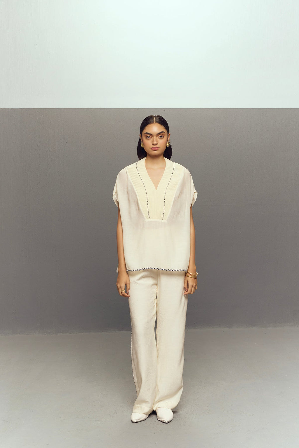 WHITE CREPE LINEN CORD SET