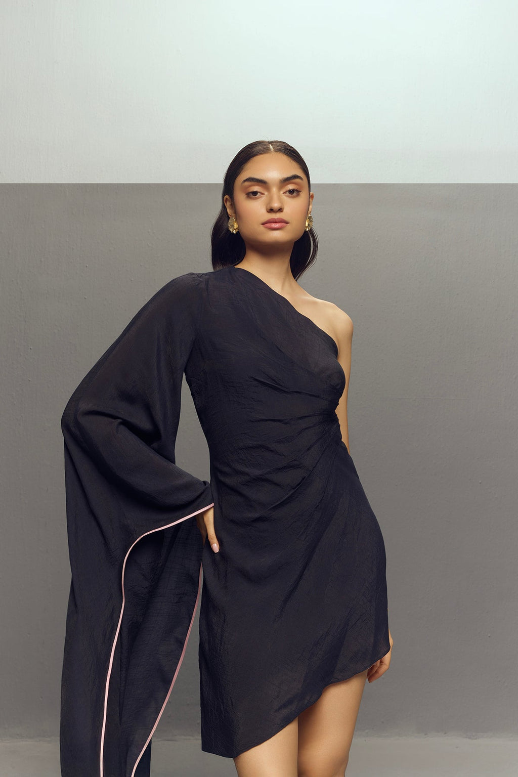BLACK CREPE LINEN BUTTERFLY DRESS